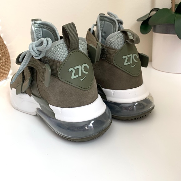 Nike Air Edge 270 - Picture 4 of 9